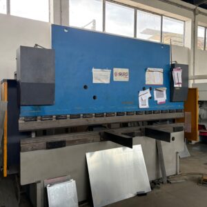 PRESSA PIEGATRICE OMAG MOD EPB 10026 CON POSIZIONATORE CPC123 3 ASSI ANNO 2019